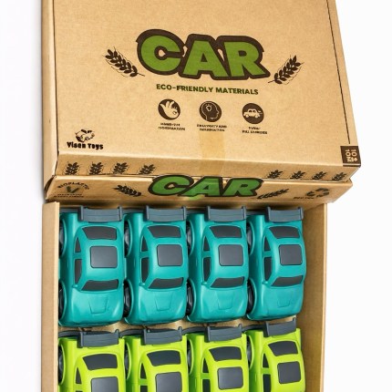 Mini racing car single piece